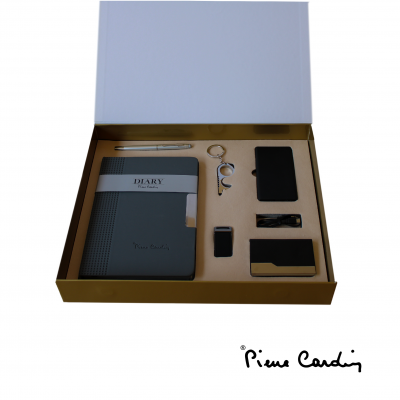 Pieree Cardin Gift Set