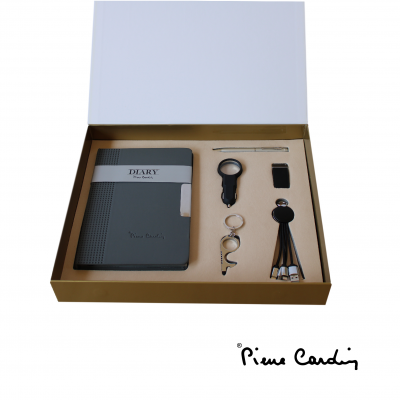 Pieree Cardin Gift Set